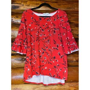 New Directions Red Floral‎ Top Size Medium